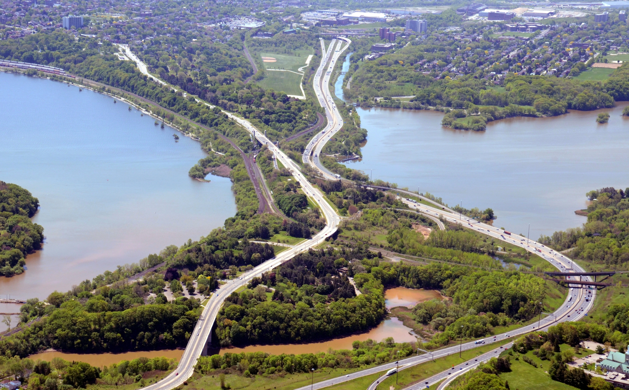 Burlington Ontario neighbourhood guide